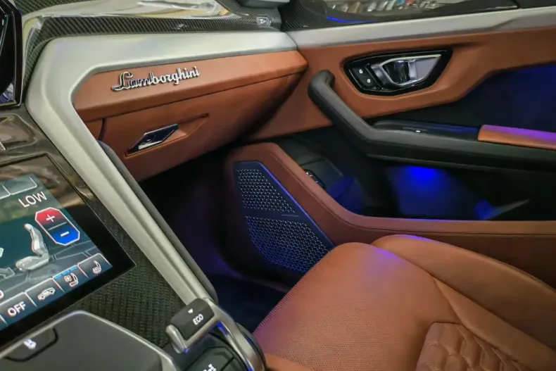 Lamborghini Urus din 2022 cu 45.231 km - oferta LAM200172 - foto 11