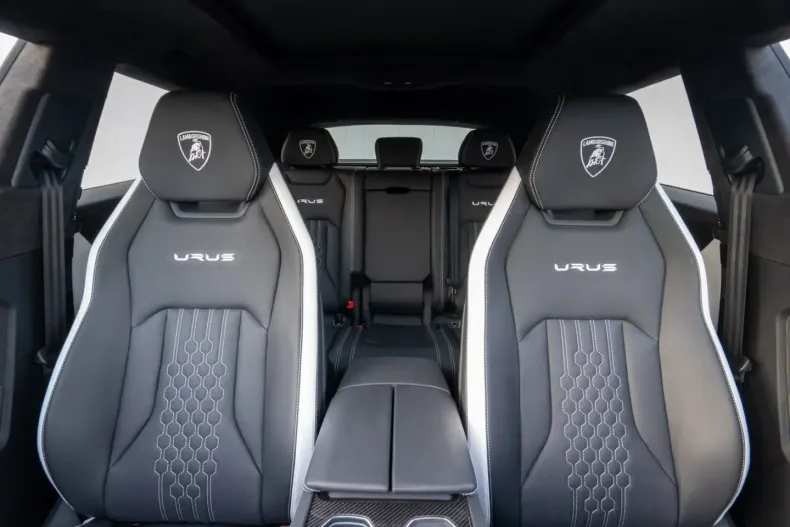 Lamborghini Urus din 2025 cu 7.800 km - oferta LAM200173 - foto 36