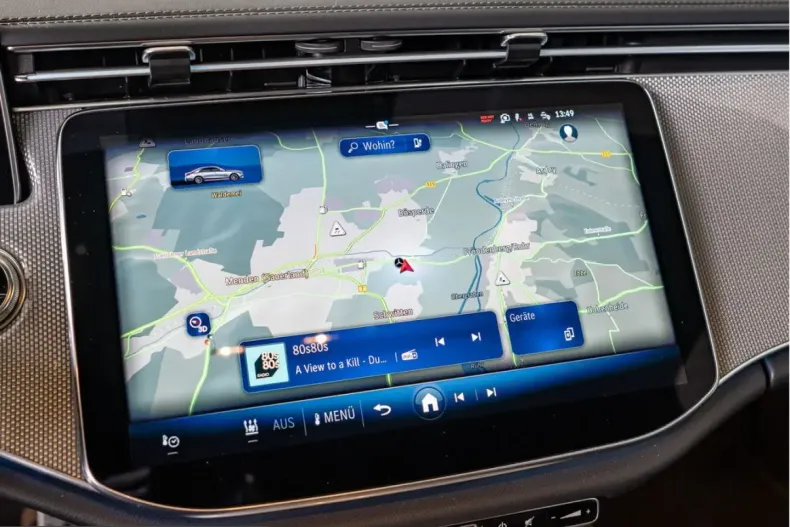 Mercedes-Benz E 300 (Clasa E) din 2025 cu 24.900 km - oferta MER200176 - foto 12