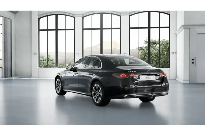 Mercedes-Benz E 300 (Clasa E) din 2025 cu 15.465 km - oferta MER200177 - foto 10