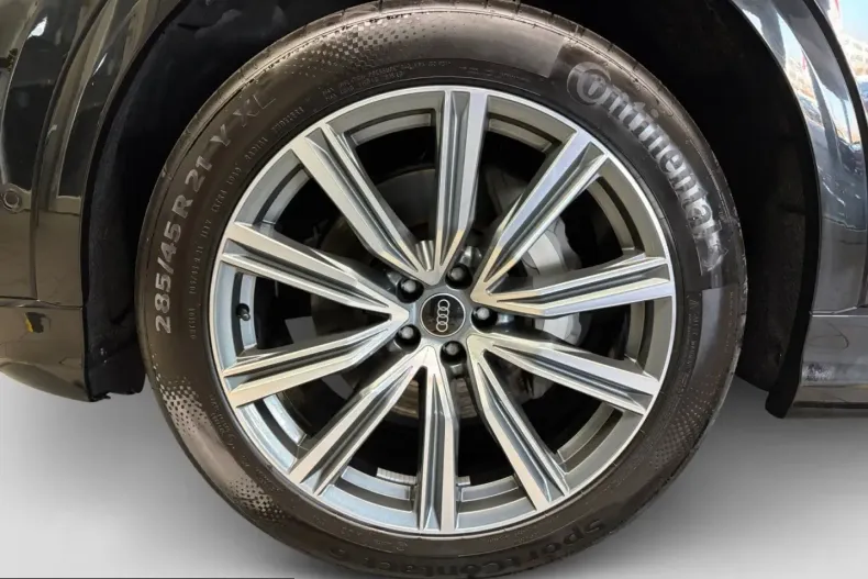 Audi Q8 din 2025 cu 20.914 km - oferta AUD200181 - foto 3