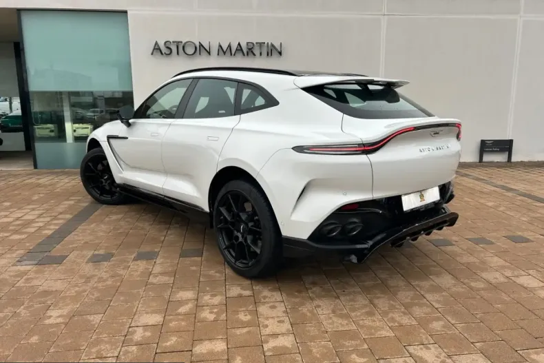 Aston Martin DBX din 2025 cu 2.200 km - oferta AST200188 - foto 3