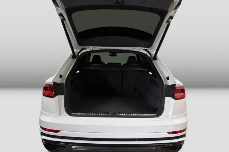 Audi Q8 din 2023 cu 22.600 km - oferta AUD200192 - foto 10