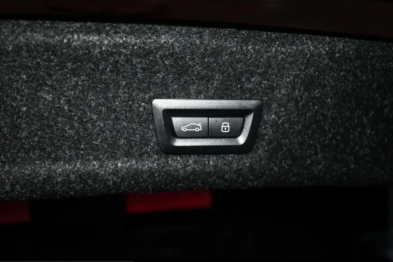 BMW M3 (Seria 3) din 2025 cu 5.905 km - oferta BMW200194 - foto 19