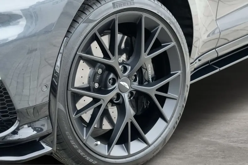 Aston Martin DBX din 2025 cu 13.580 km - oferta AST200195 - foto 12