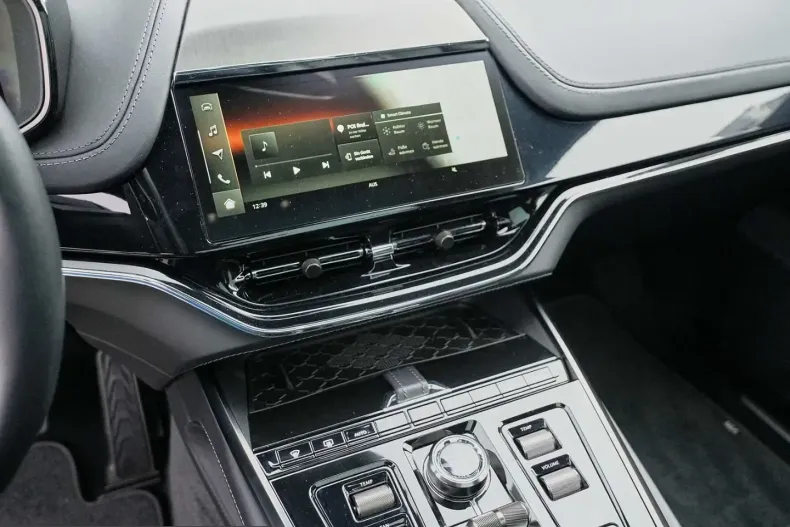 Aston Martin DBX din 2025 cu 13.580 km - oferta AST200195 - foto 25