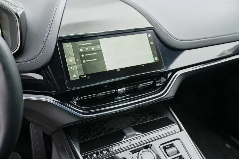 Aston Martin DBX din 2025 cu 13.580 km - oferta AST200195 - foto 26