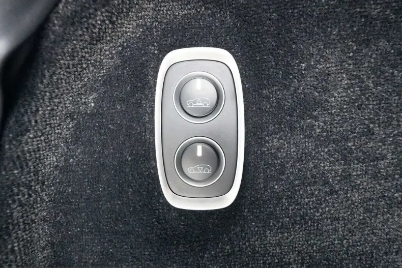 Aston Martin DBX din 2025 cu 13.580 km - oferta AST200195 - foto 39