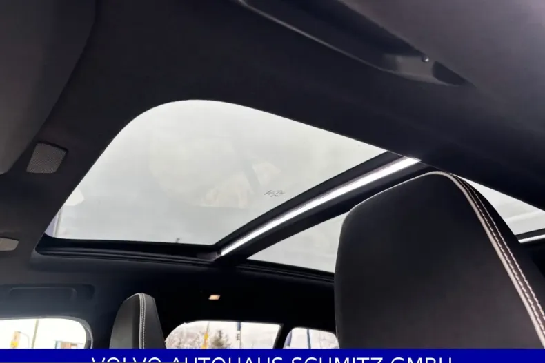 Volvo XC40 din 2025 cu 26.614 km - oferta VOL200196 - foto 2