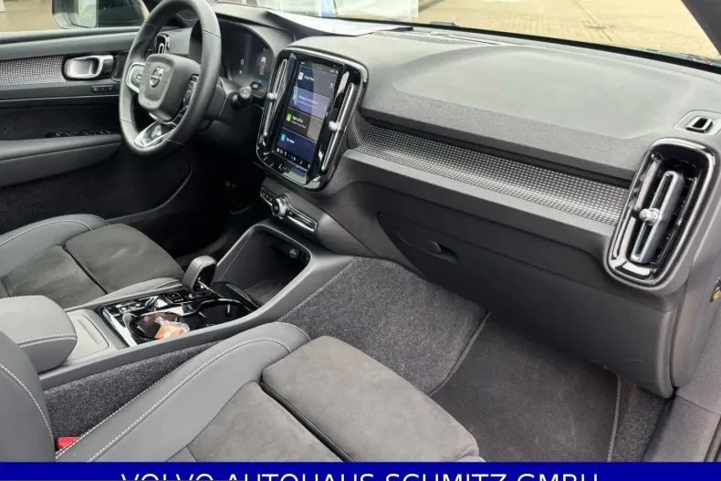 Volvo XC40 din 2025 cu 26.614 km - oferta VOL200196 - foto 10