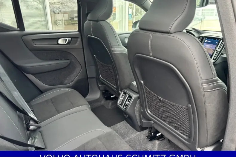 Volvo XC40 din 2025 cu 26.614 km - oferta VOL200196 - foto 12