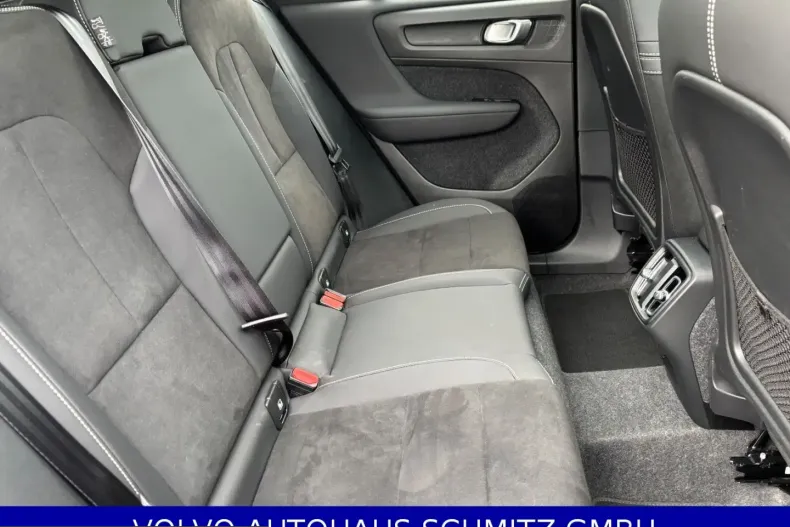 Volvo XC40 din 2025 cu 26.614 km - oferta VOL200196 - foto 13