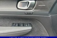 Volvo XC40 din 2025 cu 26.614 km - oferta VOL200196 - foto 19