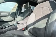 Volvo XC40 din 2025 cu 19.156 km - oferta VOL200199 - foto 13