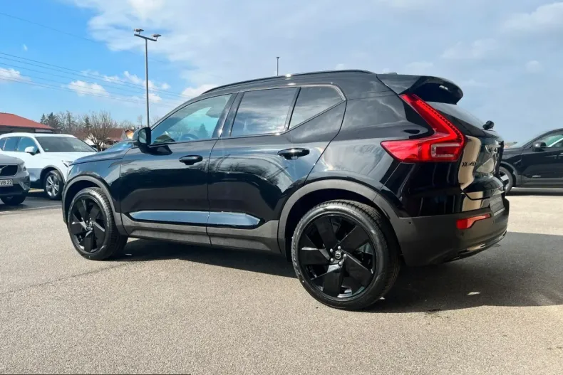 Volvo XC40 din 2025 cu 19.156 km - oferta VOL200199 - foto 17