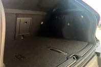 Volvo XC40 din 2025 cu 19.156 km - oferta VOL200199 - foto 24