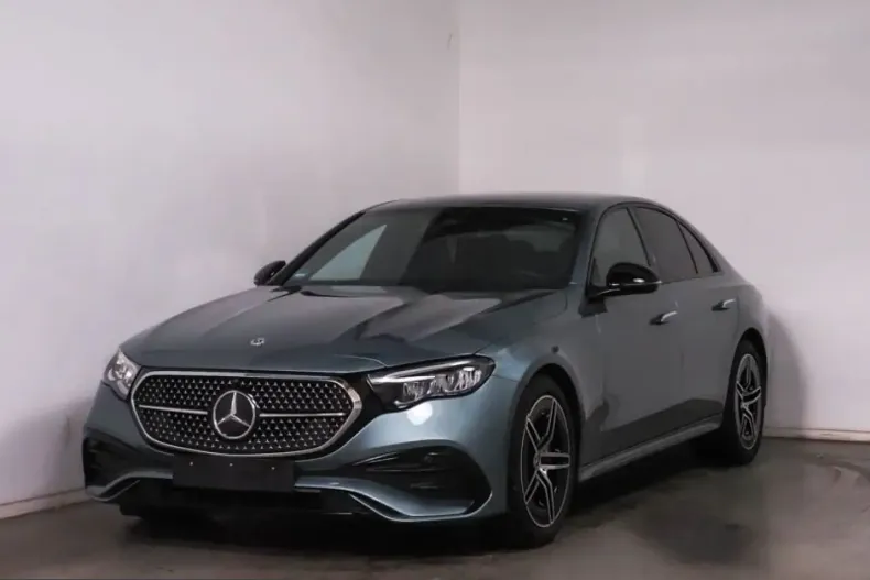 Mercedes-Benz E 220 (Clasa E) din 2024 cu 34.290 km - oferta MER200203 - foto 1