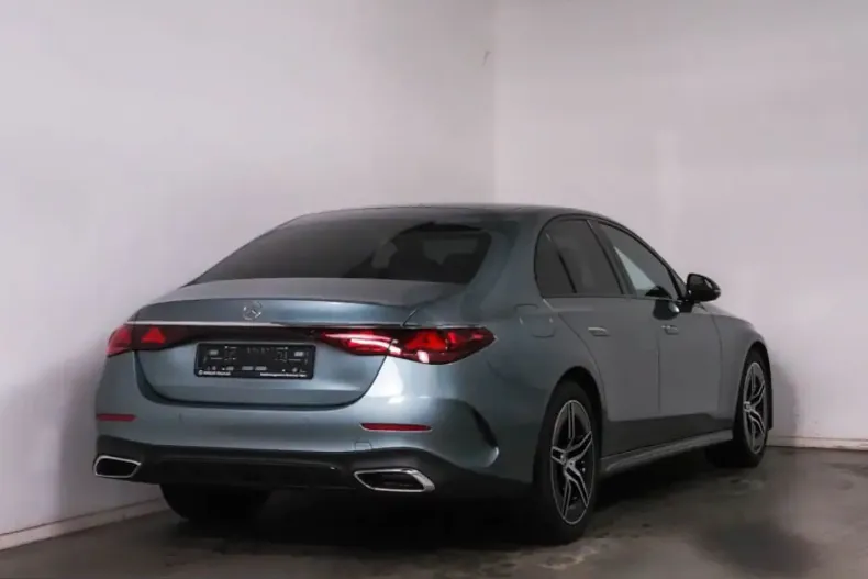 Mercedes-Benz E 220 (Clasa E) din 2024 cu 34.290 km - oferta MER200203 - foto 2