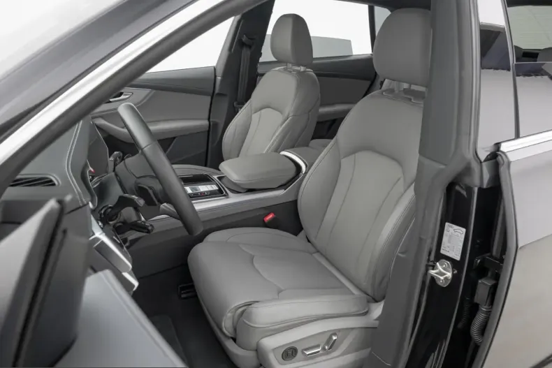 Audi Q8 din 2022 cu 27.211 km - oferta AUD200204 - foto 12