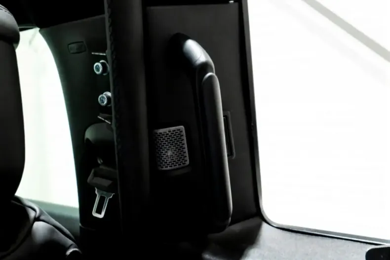 Land Rover Defender din 2024 cu 8.610 km - oferta LAN200208 - foto 29