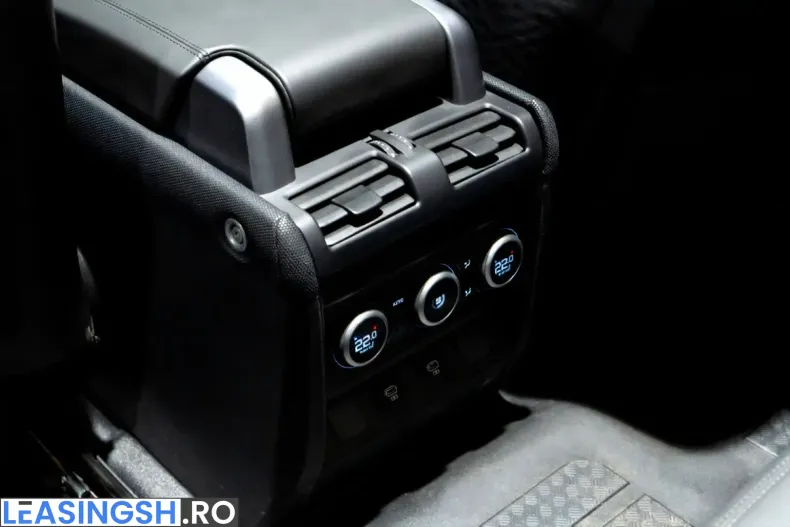 Land Rover Defender din 2024 cu 8.610 km - oferta LAN200208 - foto 36