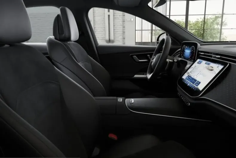 Mercedes-Benz E 200 (Clasa E) din 2025 cu 7.732 km - oferta MER200213 - foto 6