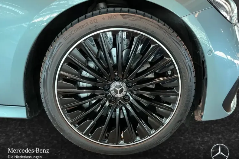 Mercedes-Benz E 200 (Clasa E) din 2025 cu 8.205 km - oferta MER200217 - foto 4