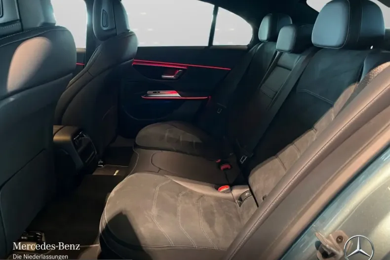 Mercedes-Benz E 200 (Clasa E) din 2025 cu 8.205 km - oferta MER200217 - foto 9