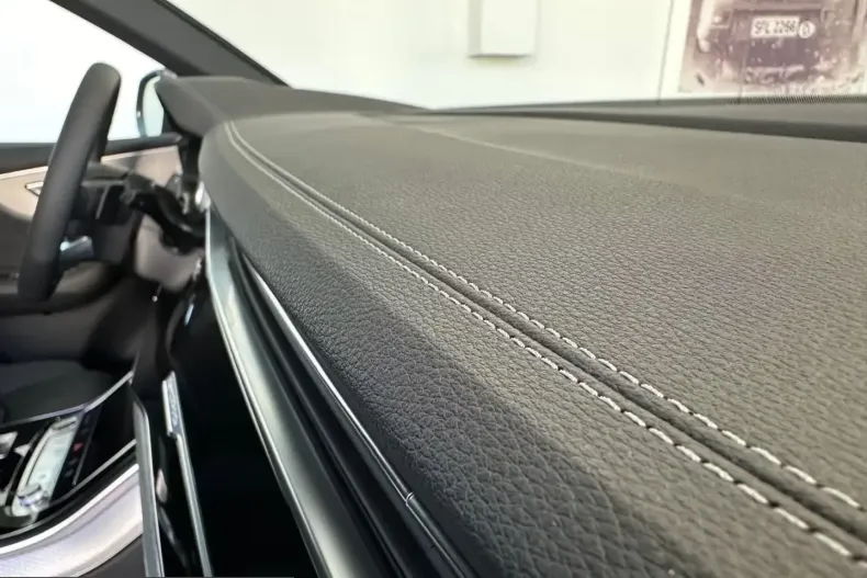 Audi Q8 din 2026 cu 20 km - oferta AUD200224 - foto 13