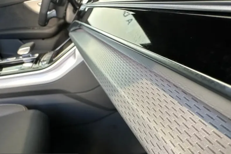 Audi Q8 din 2026 cu 20 km - oferta AUD200224 - foto 18