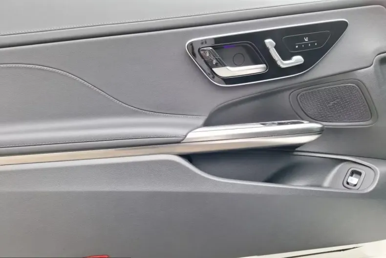 Mercedes-Benz CLE 180 (Clasa CLE) din 2025 cu 15.065 km - oferta MER200225 - foto 11