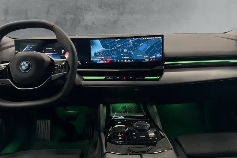 BMW 530 (Seria 5) din 2024 cu 22.823 km - oferta BMW200226 - foto 14