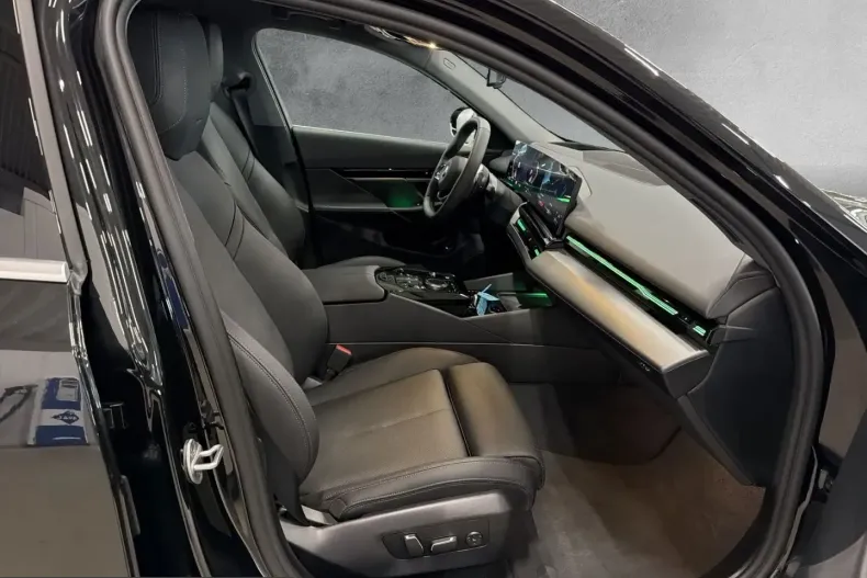 BMW 530 (Seria 5) din 2024 cu 22.823 km - oferta BMW200226 - foto 17