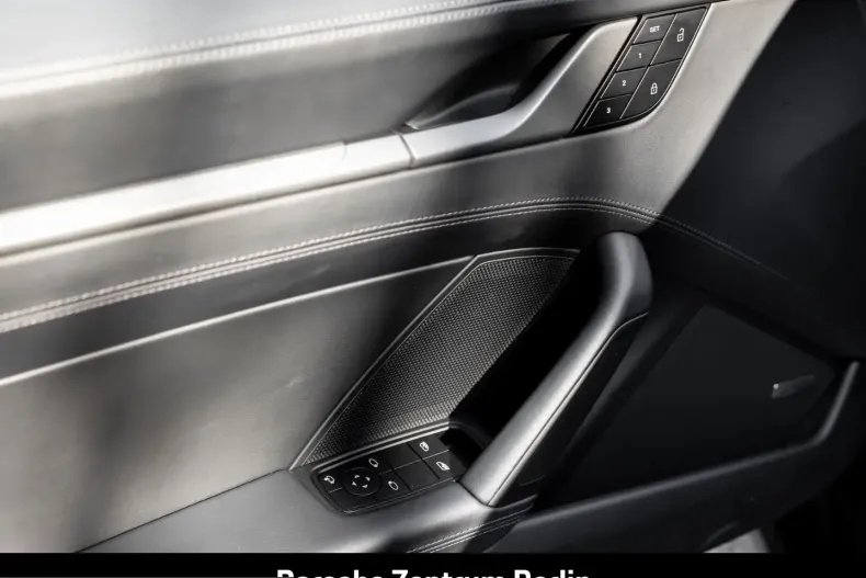 Porsche 992 din 2025 cu 11.820 km - oferta POR200231 - foto 18