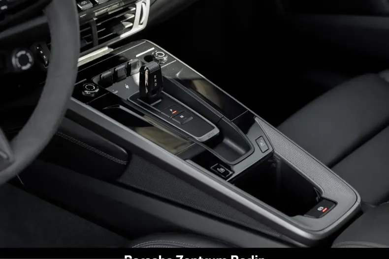 Porsche 992 din 2025 cu 11.820 km - oferta POR200231 - foto 20