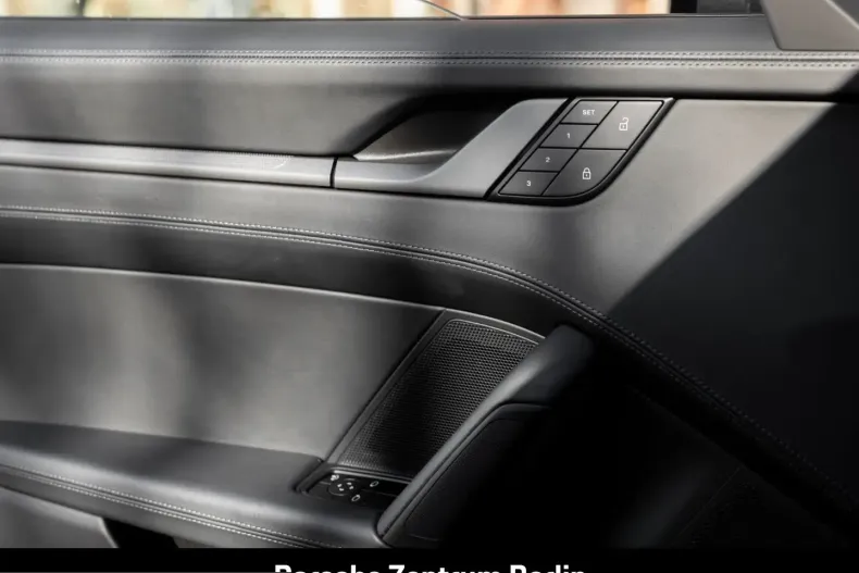 Porsche 992 din 2025 cu 11.820 km - oferta POR200231 - foto 22