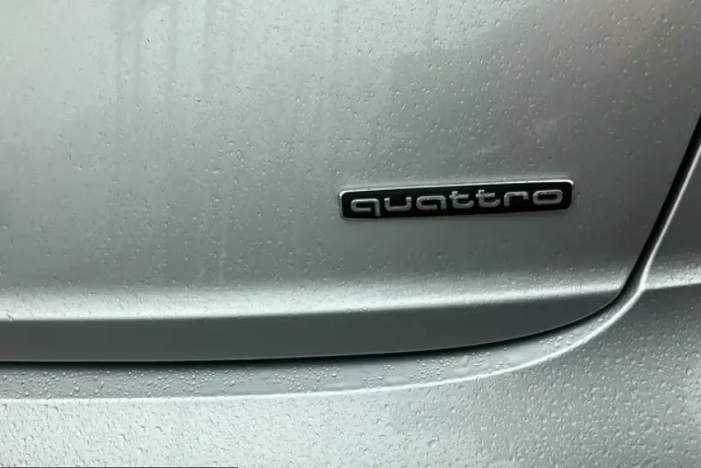 Audi Q8 din 2025 cu 9.054 km - oferta AUD200233 - foto 8