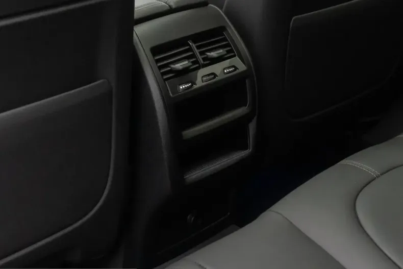 BMW X6 (Seria X) din 2022 cu 60.988 km - oferta BMW200238 - foto 28