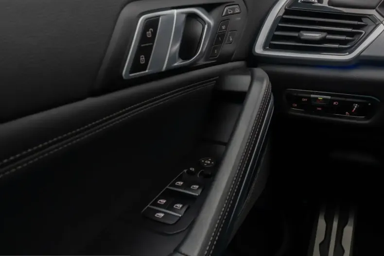 BMW X6 (Seria X) din 2022 cu 60.988 km - oferta BMW200238 - foto 35