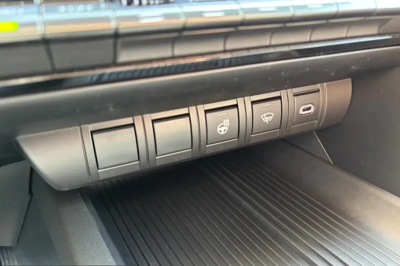 Toyota C-HR din 2026 cu 2 km - oferta TOY200241 - foto 15