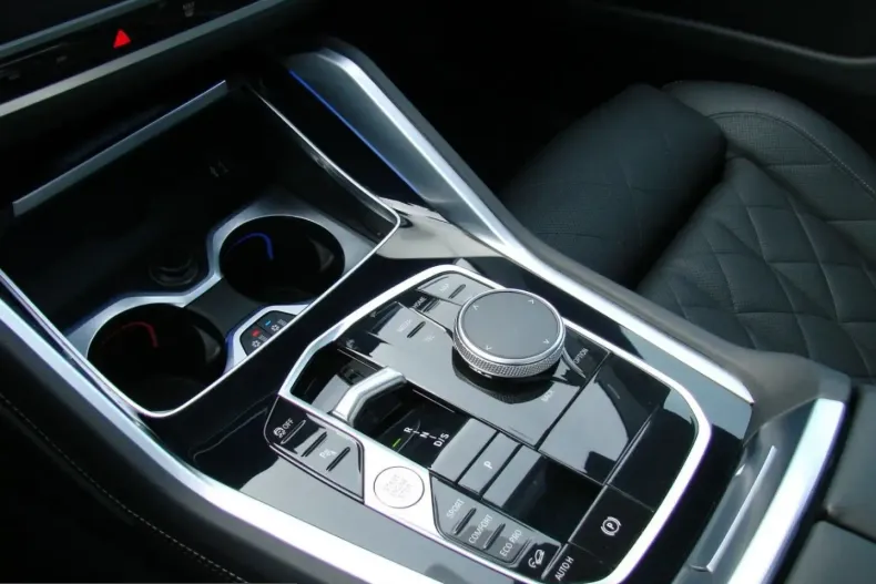 BMW X6 (Seria X) din 2025 cu 16.652 km - oferta BMW200242 - foto 14