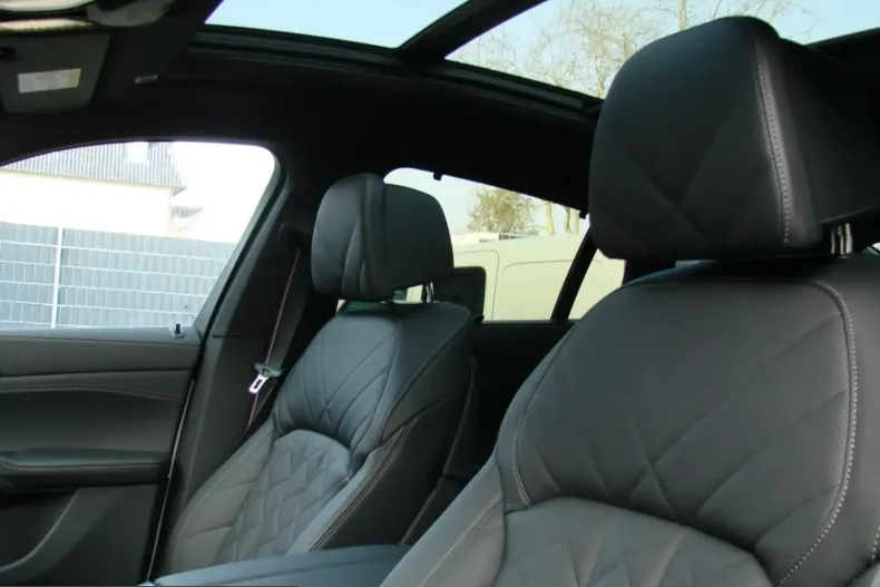 BMW X6 (Seria X) din 2025 cu 16.652 km - oferta BMW200242 - foto 19