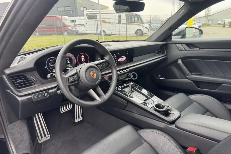 Porsche 911 din 2025 cu 10.000 km - oferta POR200245 - foto 6