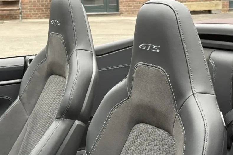 Porsche 992 din 2025 cu 11.400 km - oferta POR200246 - foto 5