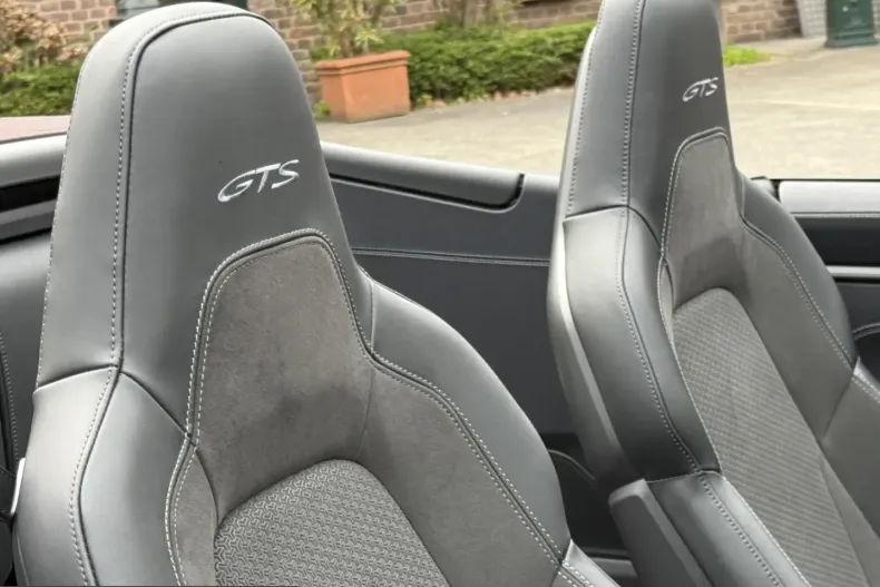 Porsche 992 din 2025 cu 11.400 km - oferta POR200246 - foto 12