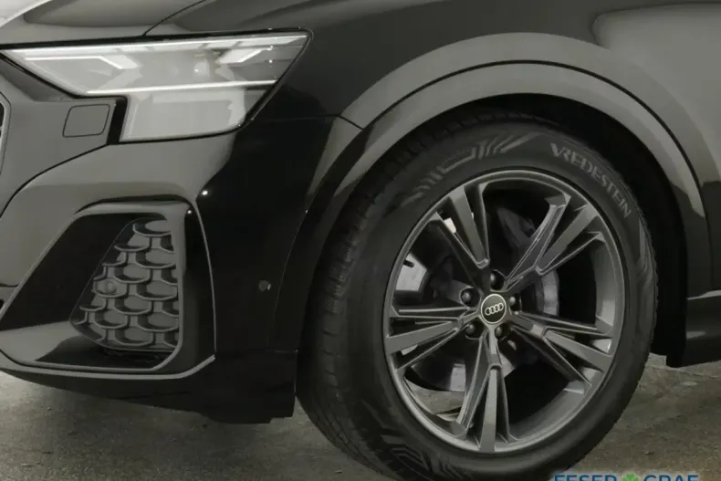 Audi Q8 din 2025 cu 5.150 km - oferta AUD200249 - foto 6
