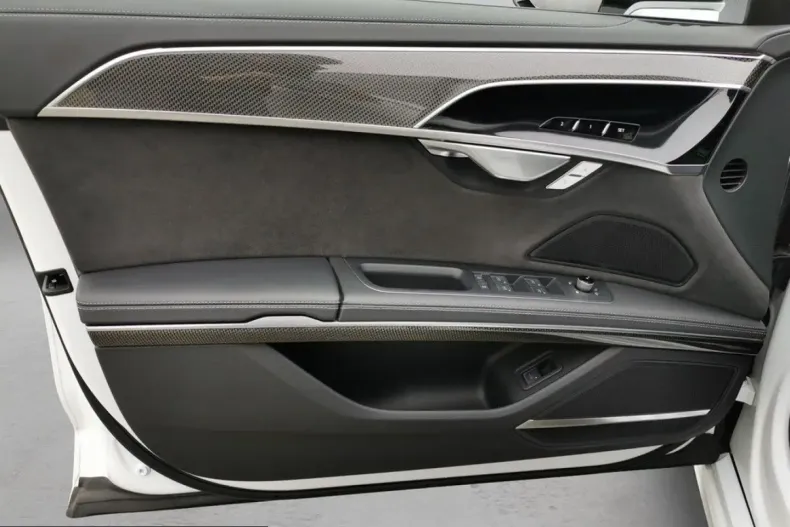 Audi S8 din 2023 cu 49.983 km - oferta AUD200252 - foto 6