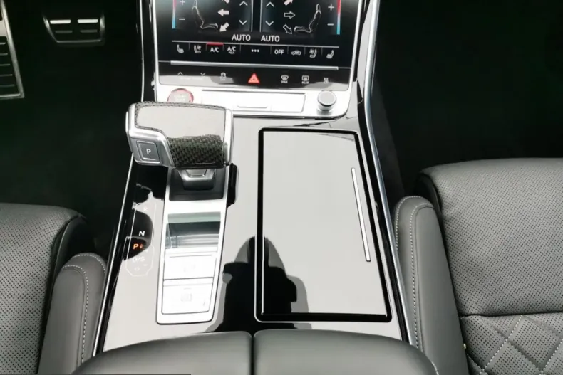 Audi S8 din 2023 cu 49.983 km - oferta AUD200252 - foto 9