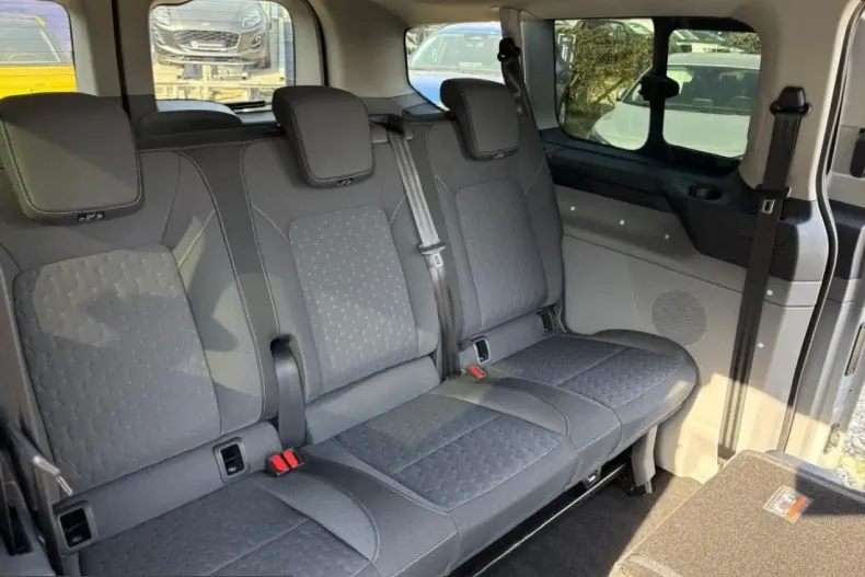 Ford Transit Custom din 2025 cu 28 km - oferta FOR200254 - foto 9