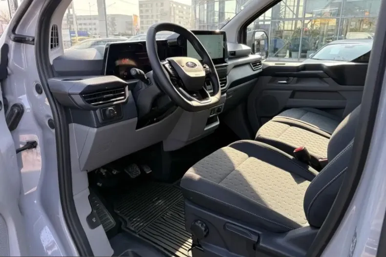 Ford Transit Custom din 2025 cu 28 km - oferta FOR200254 - foto 13